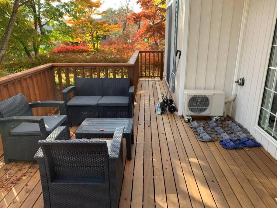 軽井沢ショッピングプラザ徒歩圏内の新築アメリカンハウス/ポーラーリゾート新軽井沢１ Karuizawa Luaran gambar